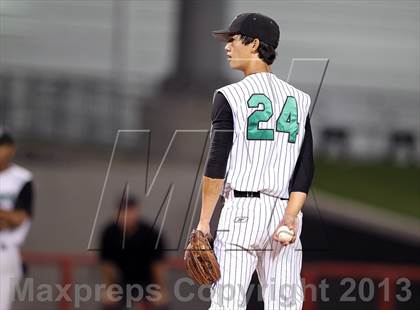 Thumbnail 3 in Carroll vs. Martin (UIL 5A Region 1 Finals) photogallery.