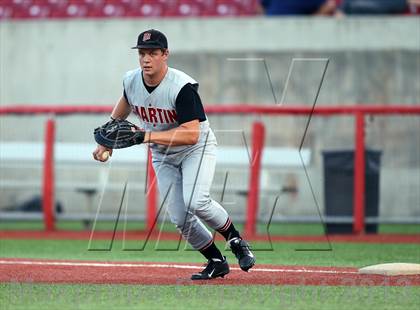 Thumbnail 2 in Carroll vs. Martin (UIL 5A Region 1 Finals) photogallery.