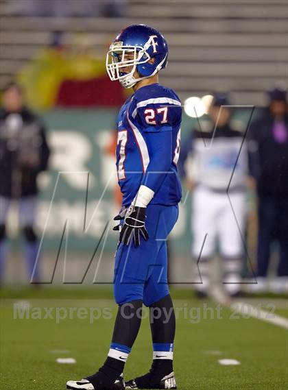 Thumbnail 1 in Elk Grove vs. Folsom (CIF SJS D2 Final) photogallery.
