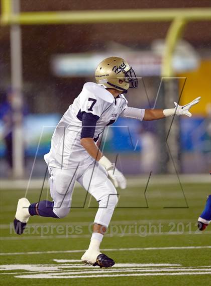 Thumbnail 3 in Elk Grove vs. Folsom (CIF SJS D2 Final) photogallery.