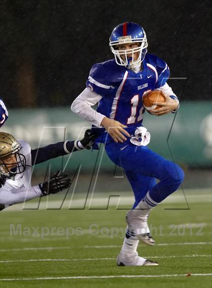 Thumbnail 2 in Elk Grove vs. Folsom (CIF SJS D2 Final) photogallery.