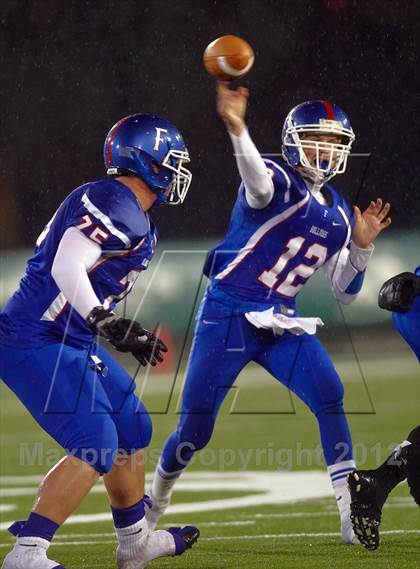 Thumbnail 3 in Elk Grove vs. Folsom (CIF SJS D2 Final) photogallery.