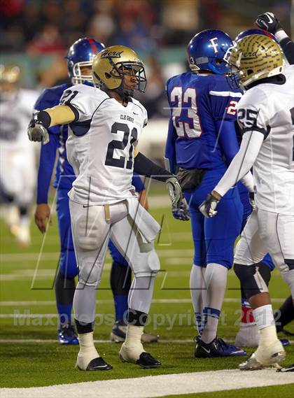Thumbnail 2 in Elk Grove vs. Folsom (CIF SJS D2 Final) photogallery.