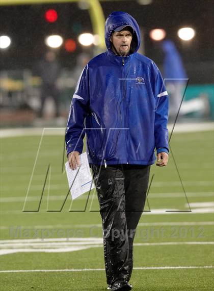 Thumbnail 2 in Elk Grove vs. Folsom (CIF SJS D2 Final) photogallery.