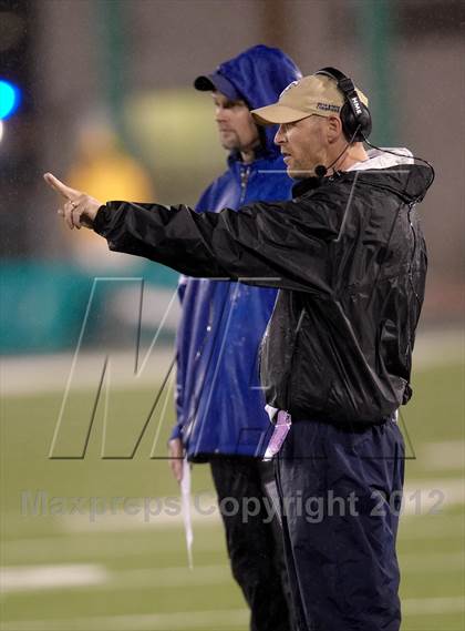 Thumbnail 3 in Elk Grove vs. Folsom (CIF SJS D2 Final) photogallery.
