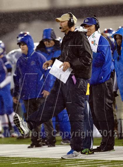 Thumbnail 3 in Elk Grove vs. Folsom (CIF SJS D2 Final) photogallery.