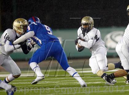 Thumbnail 2 in Elk Grove vs. Folsom (CIF SJS D2 Final) photogallery.