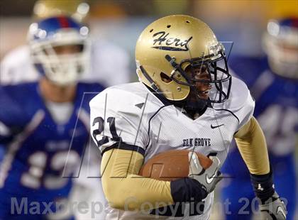Thumbnail 3 in Elk Grove vs. Folsom (CIF SJS D2 Final) photogallery.