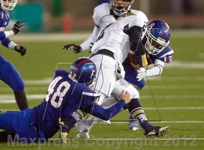 Thumbnail 2 in Elk Grove vs. Folsom (CIF SJS D2 Final) photogallery.