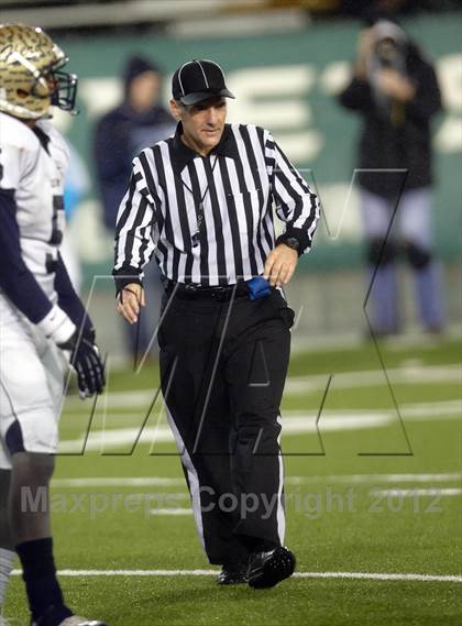 Thumbnail 1 in Elk Grove vs. Folsom (CIF SJS D2 Final) photogallery.