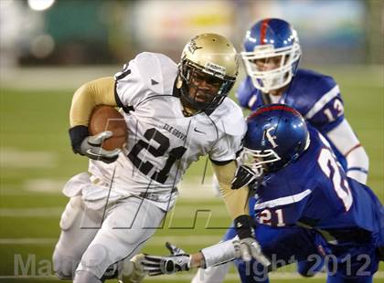 Thumbnail 2 in Elk Grove vs. Folsom (CIF SJS D2 Final) photogallery.