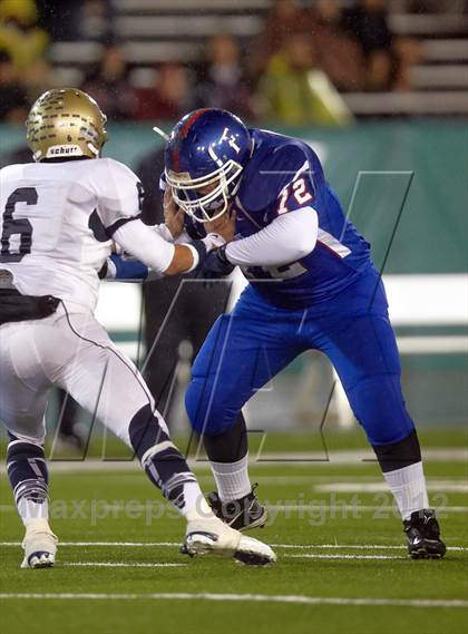 Thumbnail 3 in Elk Grove vs. Folsom (CIF SJS D2 Final) photogallery.