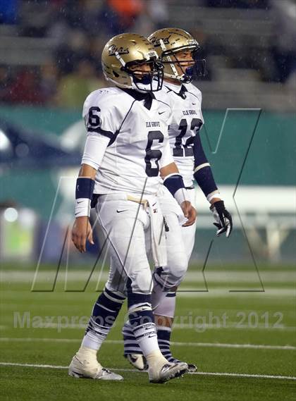 Thumbnail 3 in Elk Grove vs. Folsom (CIF SJS D2 Final) photogallery.