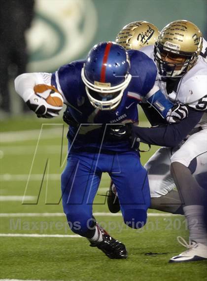 Thumbnail 2 in Elk Grove vs. Folsom (CIF SJS D2 Final) photogallery.
