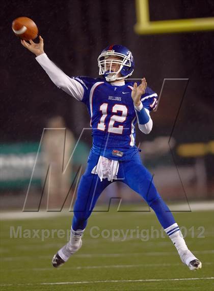 Thumbnail 3 in Elk Grove vs. Folsom (CIF SJS D2 Final) photogallery.