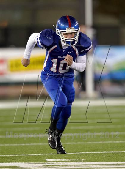 Thumbnail 3 in Elk Grove vs. Folsom (CIF SJS D2 Final) photogallery.