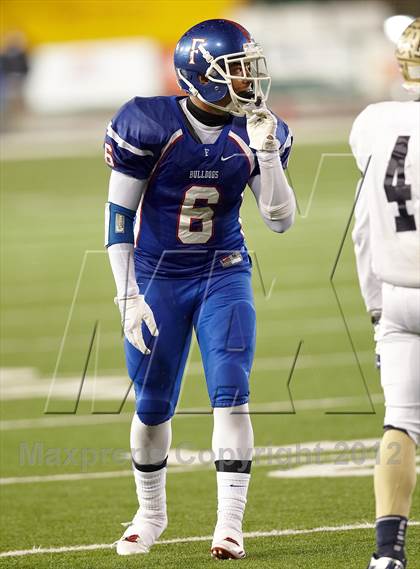 Thumbnail 3 in Elk Grove vs. Folsom (CIF SJS D2 Final) photogallery.