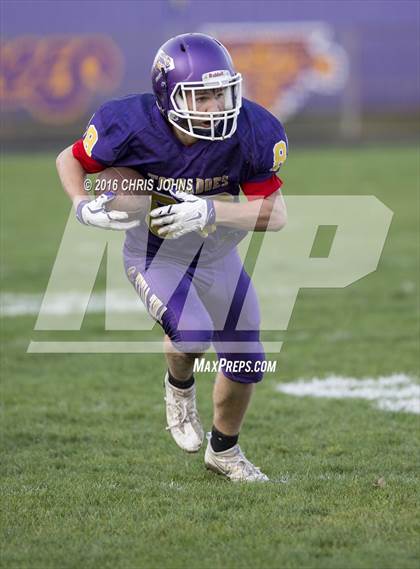 Thumbnail 2 in Althoff Catholic @ Taylorville photogallery.