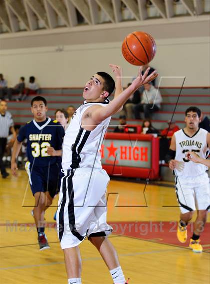 Thumbnail 3 in Foothill vs. Shafter (Kern Shools Shootout) photogallery.