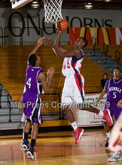Thumbnail 1 in Humble @ Alief Taylor (McDonalds Texas Invitational) photogallery.