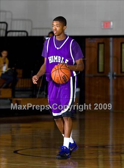 Thumbnail 2 in Humble @ Alief Taylor (McDonalds Texas Invitational) photogallery.