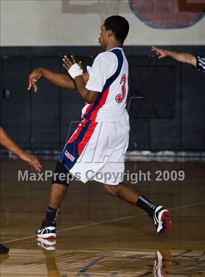 Thumbnail 2 in Humble @ Alief Taylor (McDonalds Texas Invitational) photogallery.