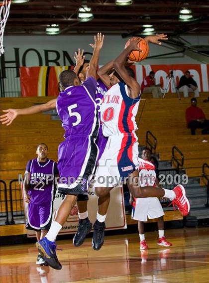 Thumbnail 3 in Humble @ Alief Taylor (McDonalds Texas Invitational) photogallery.