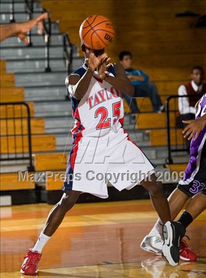 Thumbnail 1 in Humble @ Alief Taylor (McDonalds Texas Invitational) photogallery.