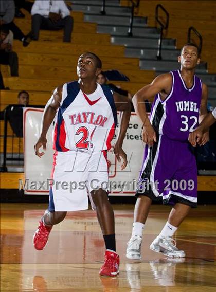 Thumbnail 2 in Humble @ Alief Taylor (McDonalds Texas Invitational) photogallery.