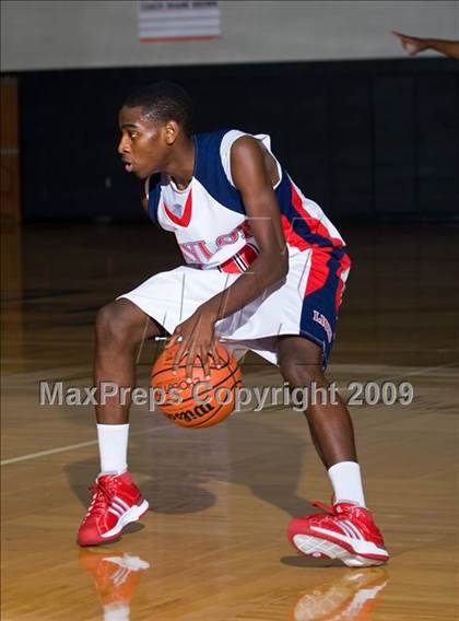 Thumbnail 2 in Humble @ Alief Taylor (McDonalds Texas Invitational) photogallery.