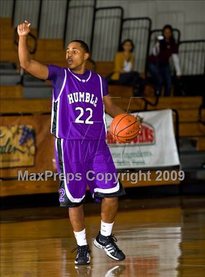 Thumbnail 1 in Humble @ Alief Taylor (McDonalds Texas Invitational) photogallery.