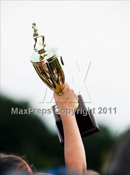 Thumbnail 1 in Oakton vs Madison (VHSL AAA Final) photogallery.