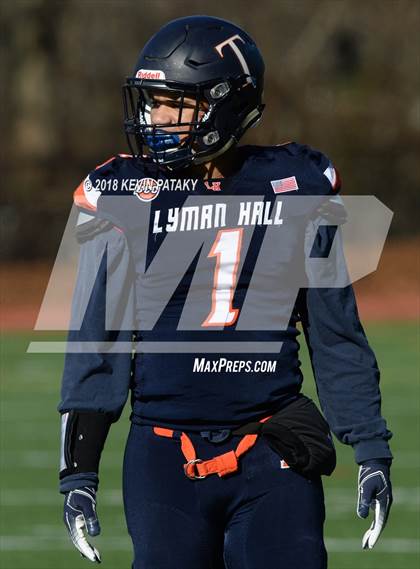 Thumbnail 3 in Sheehan @ Lyman Hall photogallery.
