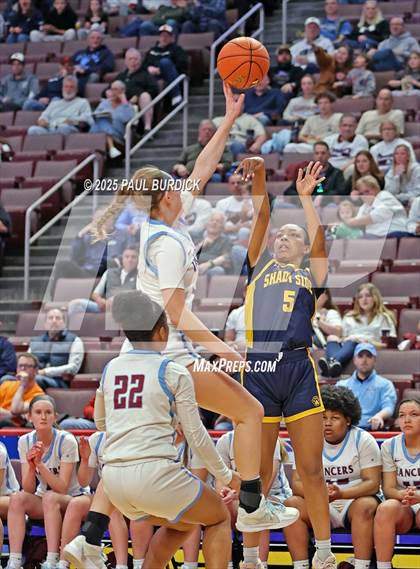 Thumbnail 3 in Loyalsock Township vs. Shady Side Academy (PIAA 3A Championship) photogallery.