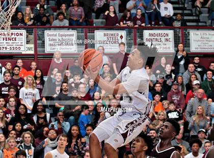 Thumbnail 1 in Fulton vs Alcoa (R2AA Championship) photogallery.