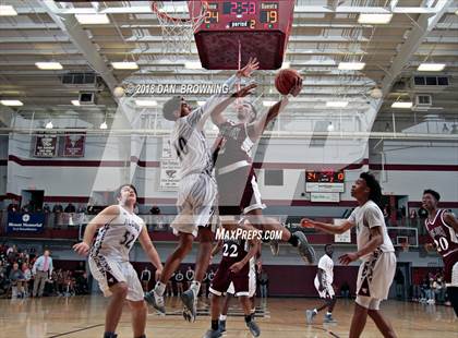 Thumbnail 1 in Fulton vs Alcoa (R2AA Championship) photogallery.