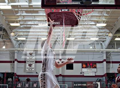 Thumbnail 3 in Fulton vs Alcoa (R2AA Championship) photogallery.