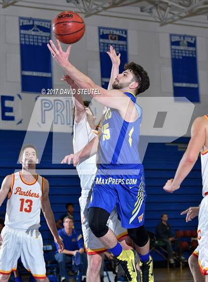 Thumbnail 2 in Wood vs. Chico (Les Curry Invitational) photogallery.