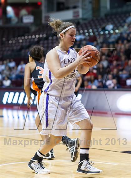 Thumbnail 3 in Bishop Guilfoyle vs. Clarion Area (PIAA Class A Quarterfinal) photogallery.