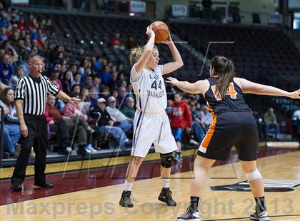 Thumbnail 3 in Bishop Guilfoyle vs. Clarion Area (PIAA Class A Quarterfinal) photogallery.