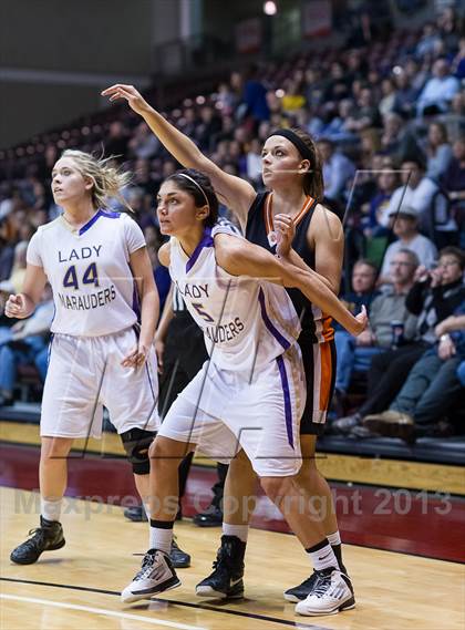 Thumbnail 3 in Bishop Guilfoyle vs. Clarion Area (PIAA Class A Quarterfinal) photogallery.