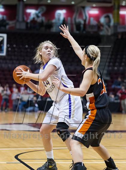 Thumbnail 2 in Bishop Guilfoyle vs. Clarion Area (PIAA Class A Quarterfinal) photogallery.