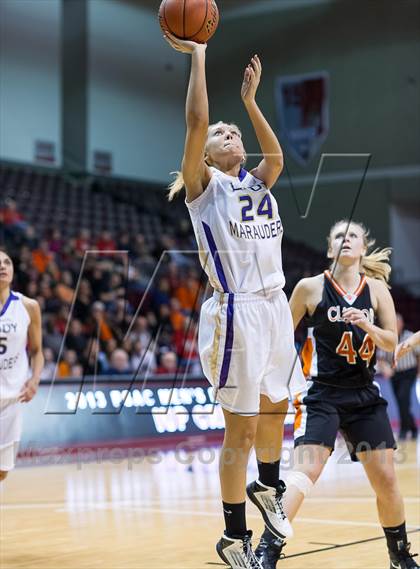Thumbnail 3 in Bishop Guilfoyle vs. Clarion Area (PIAA Class A Quarterfinal) photogallery.