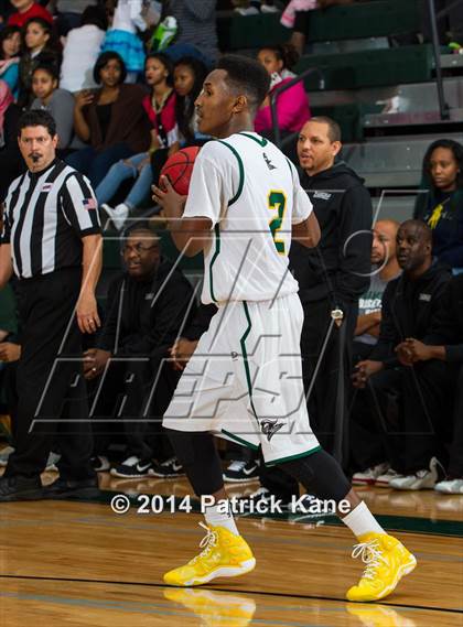 Thumbnail 2 in Washington-Lee @ Wakefield (George Long Holiday Hoops Tournament) photogallery.