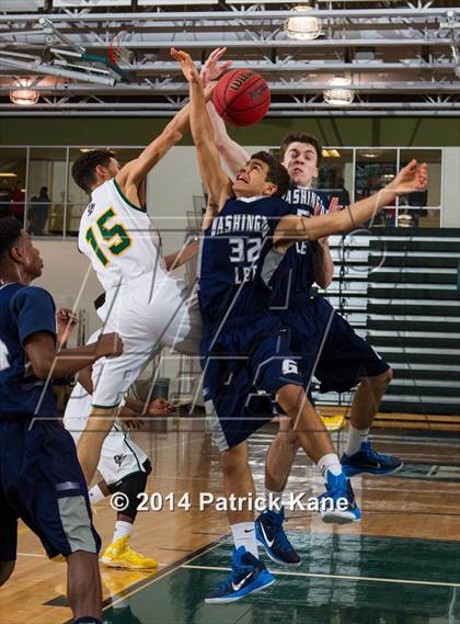 Thumbnail 3 in Washington-Lee @ Wakefield (George Long Holiday Hoops Tournament) photogallery.