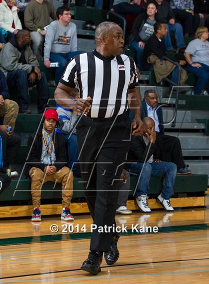 Thumbnail 1 in Washington-Lee @ Wakefield (George Long Holiday Hoops Tournament) photogallery.