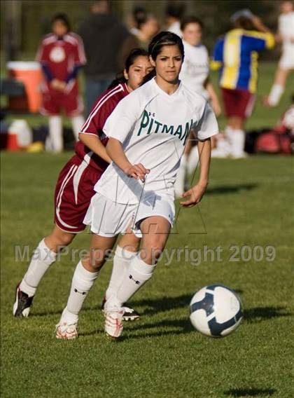 Thumbnail 3 in Los Banos @ Pitman photogallery.