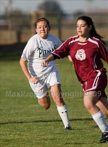 Thumbnail 1 in Los Banos @ Pitman photogallery.