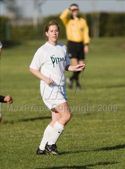 Thumbnail 2 in Los Banos @ Pitman photogallery.