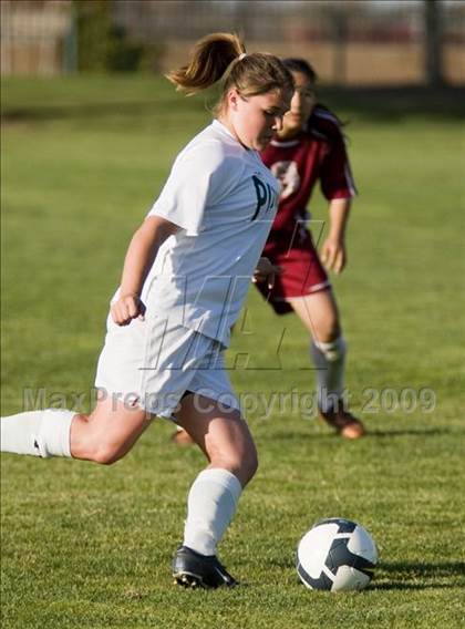 Thumbnail 1 in Los Banos @ Pitman photogallery.